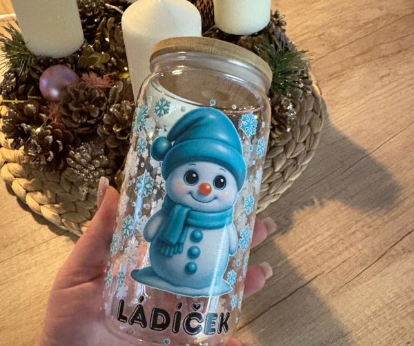 Zimní sklenička se sněhuláčkem a jménem na přání
