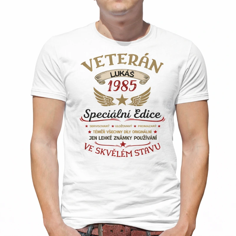 Narozeninové tričko „Veterán“ s vlastním jménem a rokem narození 1